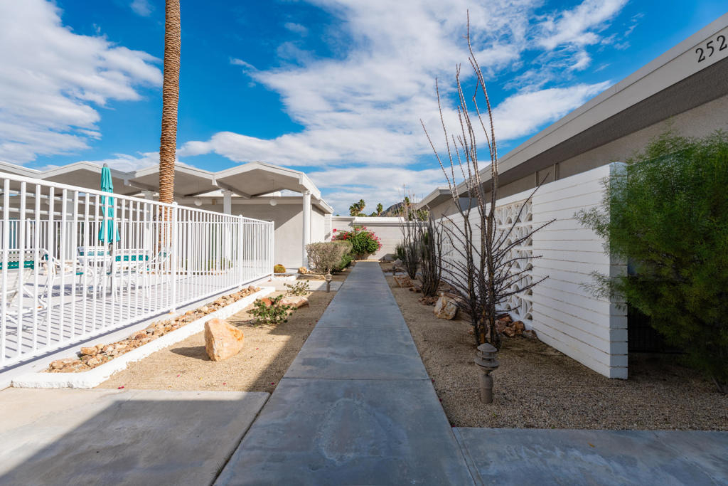 2518 S Sierra Madre - Photo 5