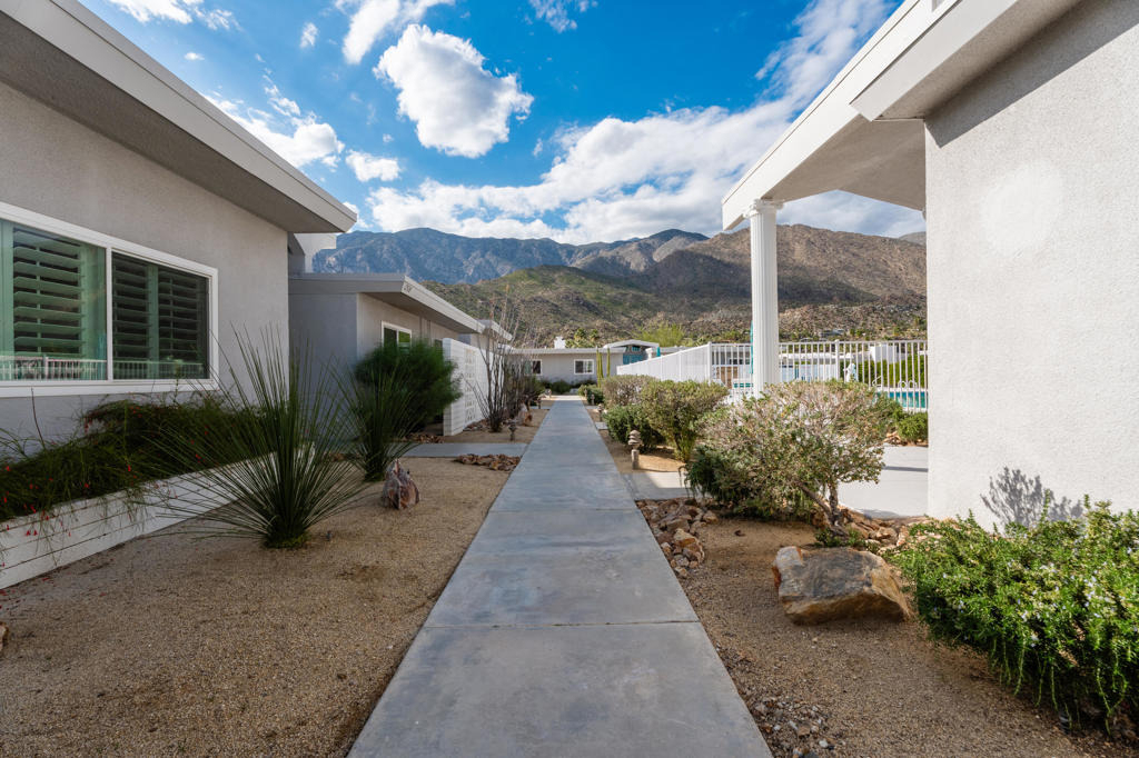 2518 S Sierra Madre - Photo 6