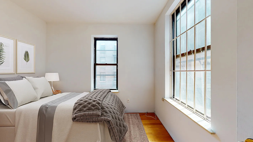 East 5th Street - Photo 6