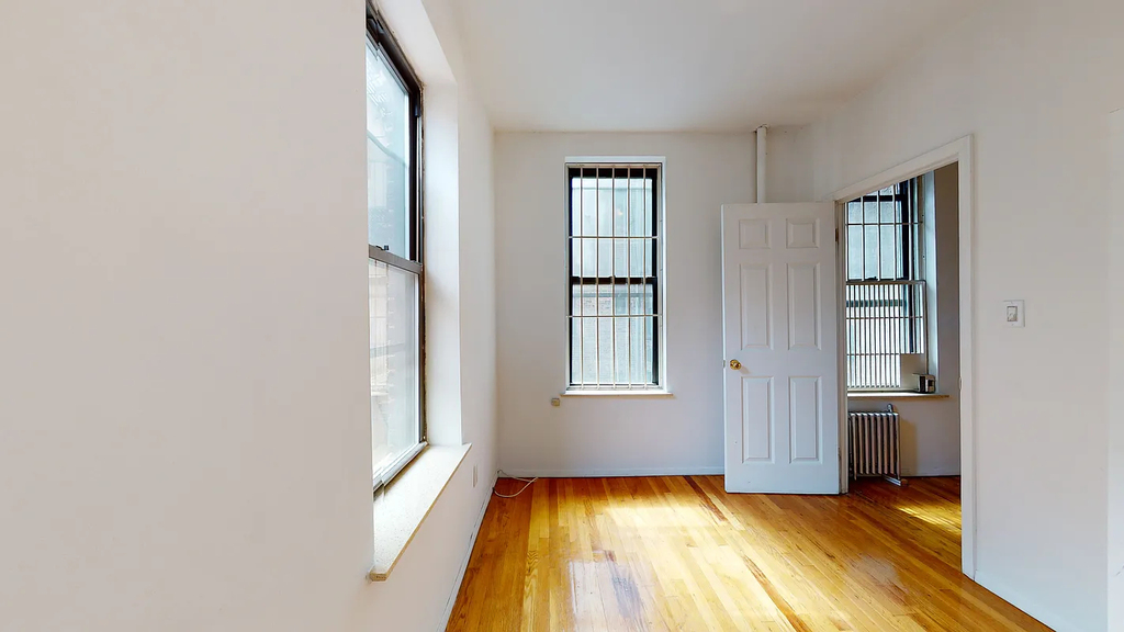 East 5th Street - Photo 1