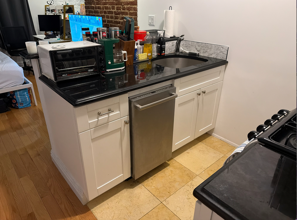 441 East 83rd Street - Photo 2