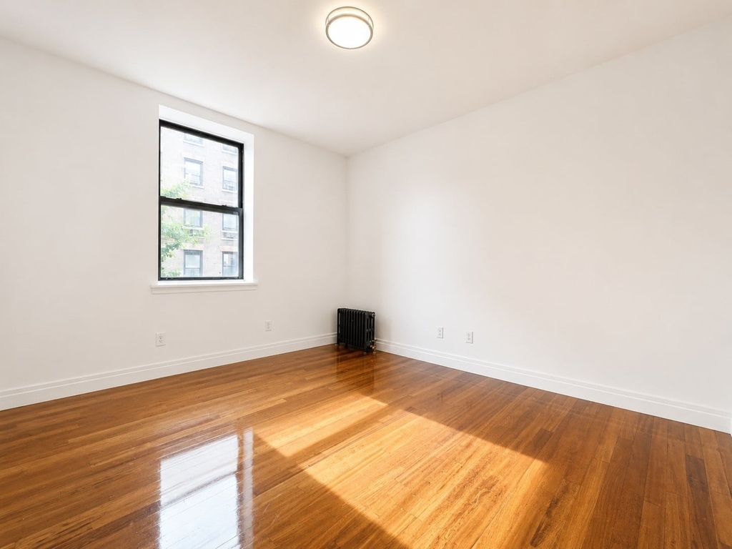 601 West 137th Street - Photo 4