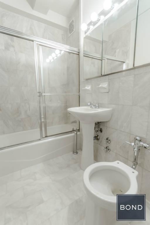 West 16th Street - Photo 5