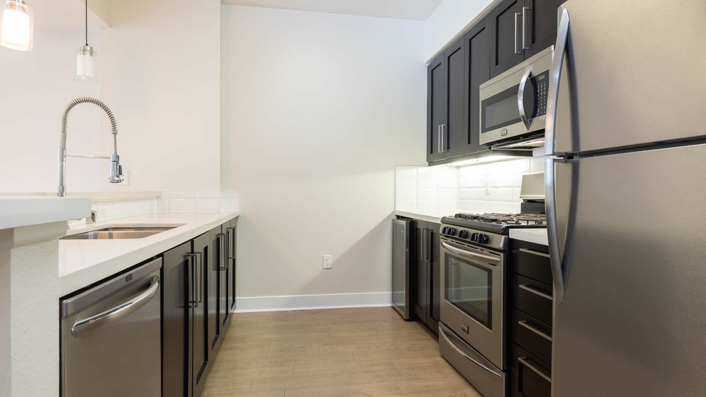 5031 Fair Ave - Photo 1