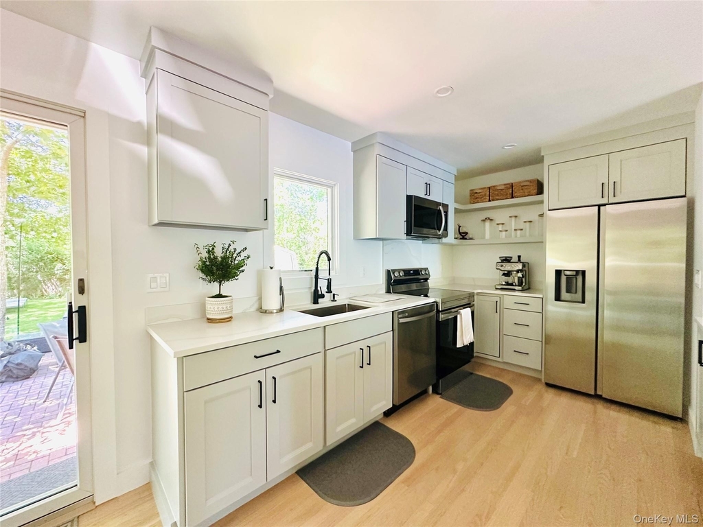 45 Yale Drive - Photo 2