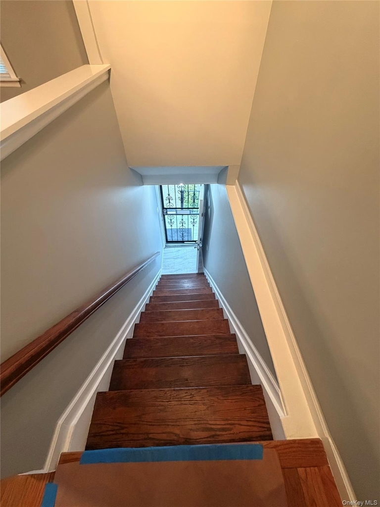 147-15 225th Street - Photo 2