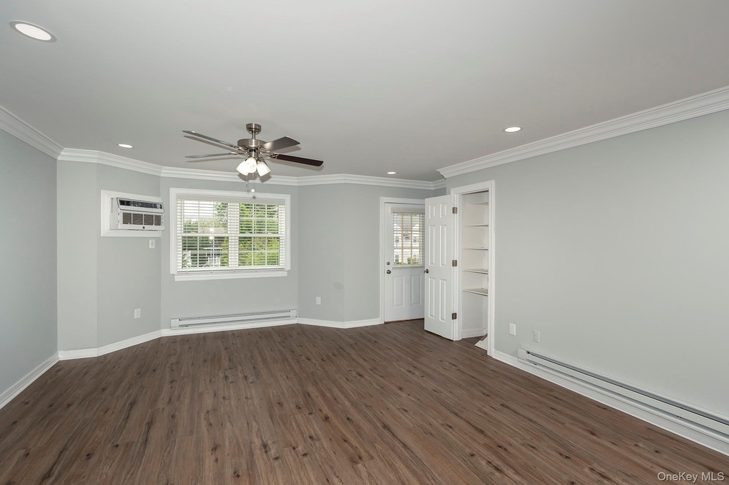 30 Bay Point Court - Photo 3