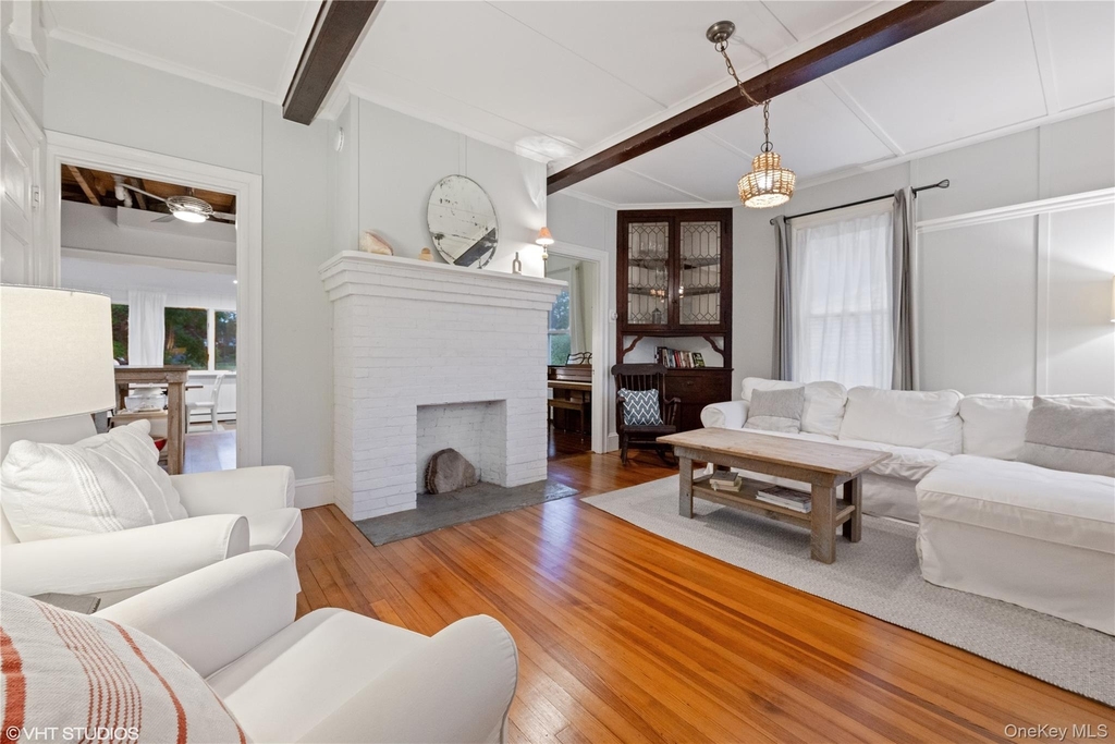 3725 Wickham Avenue - Photo 5