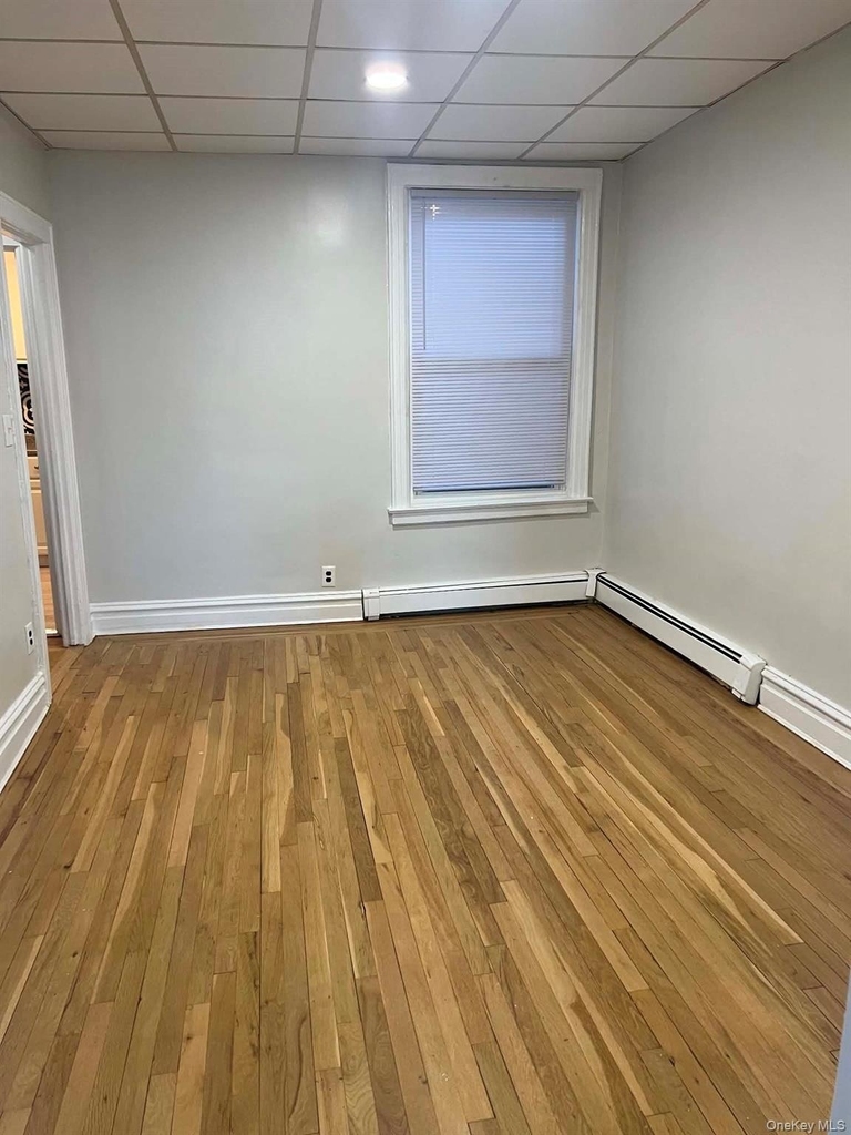 150 Tulip Avenue N - Photo 2