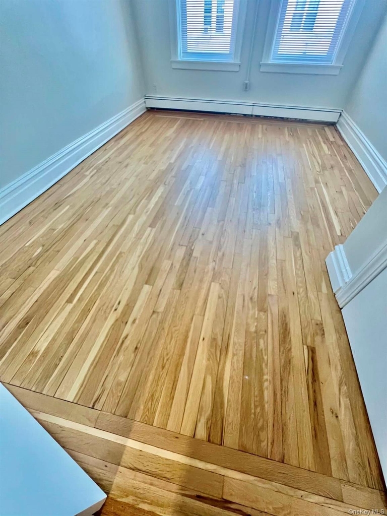 150 Tulip Avenue N - Photo 3