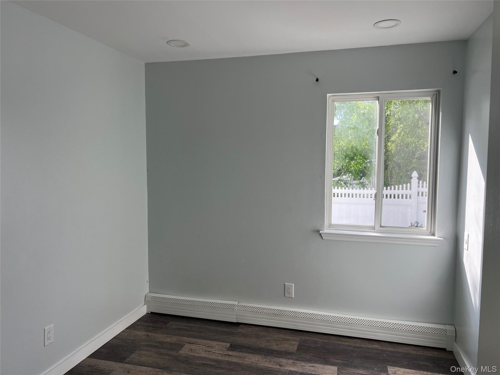 112-63 Bedell Street - Photo 4