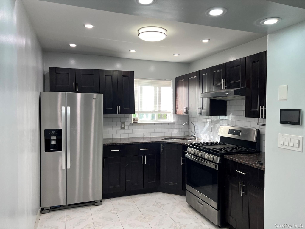 112-63 Bedell Street - Photo 6