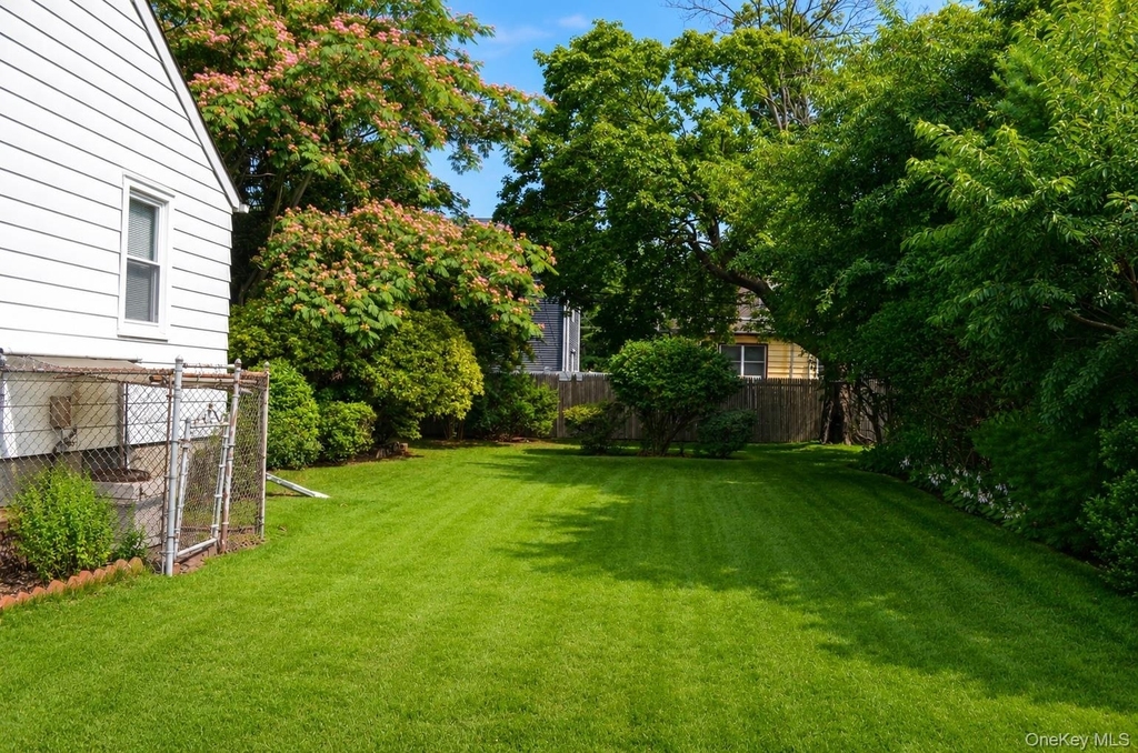 1777 Stone Avenue - Photo 6