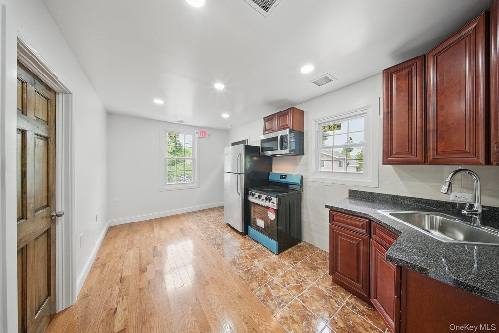 14 Yankee Place - Photo 2