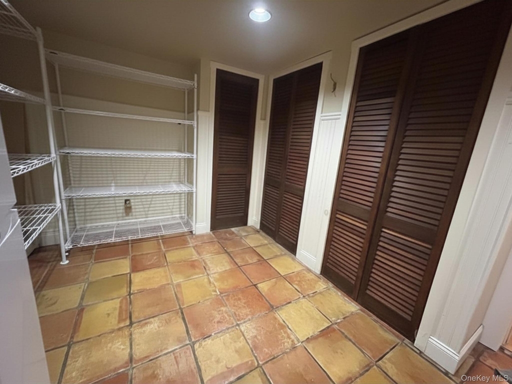 207 Prospect Avenue - Photo 10