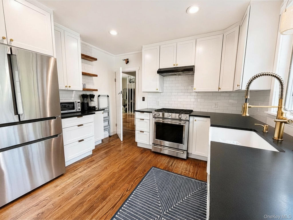 207 Prospect Avenue - Photo 4