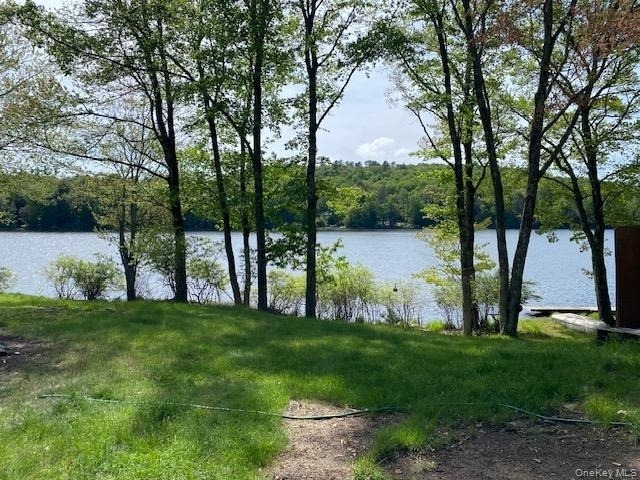 739 Lake View Drive - Photo 15