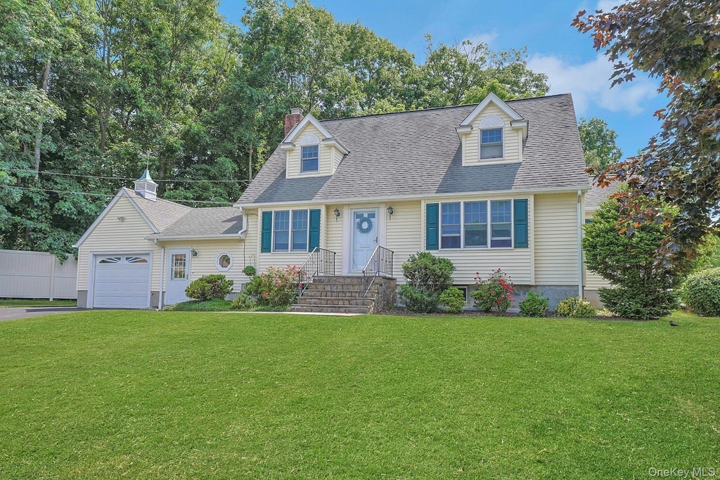 1 Grover Avenue - Photo 0