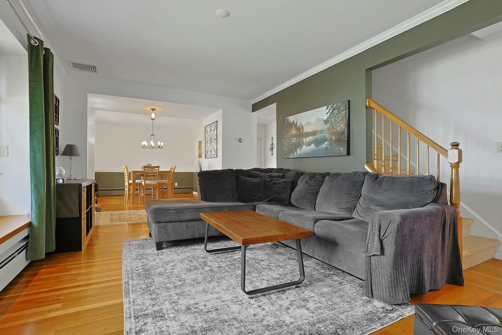 1 Grover Avenue - Photo 11