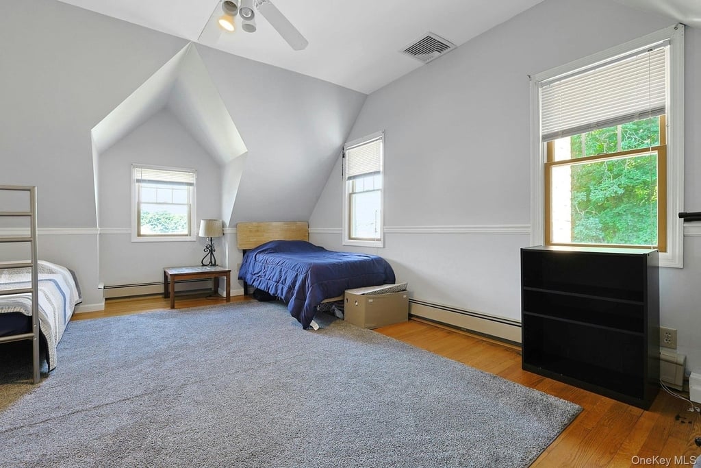1 Grover Avenue - Photo 19