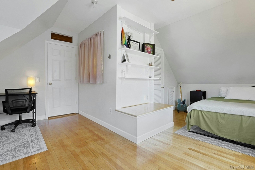 1 Grover Avenue - Photo 21