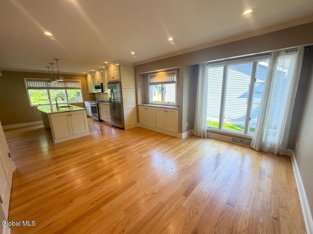 53 Huntleigh Drive - Photo 9