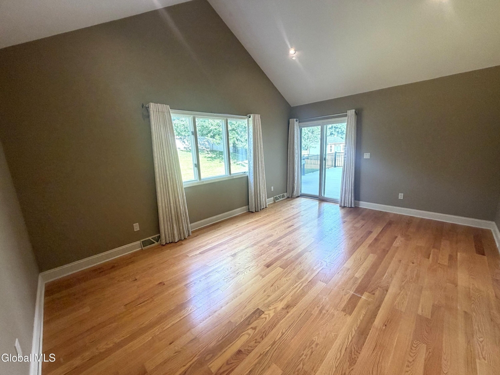 53 Huntleigh Drive - Photo 15