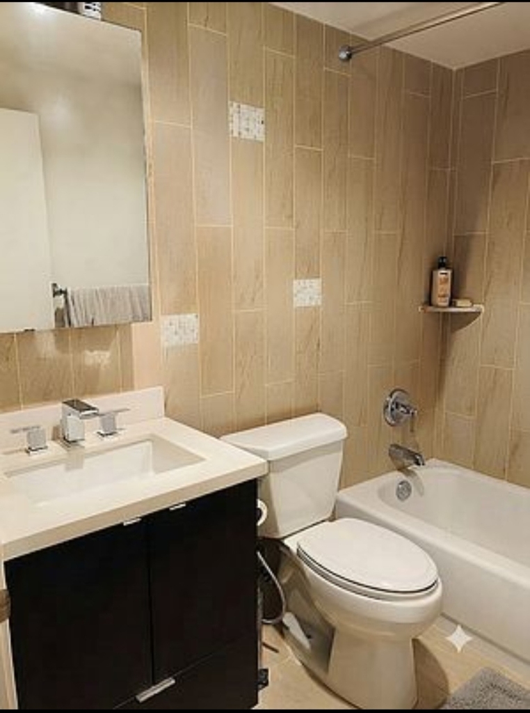 690 Greenwich Street - Photo 4