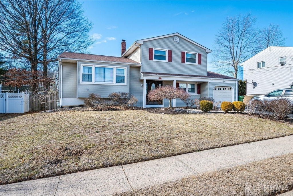 79 Beechwood Avenue - Photo 1