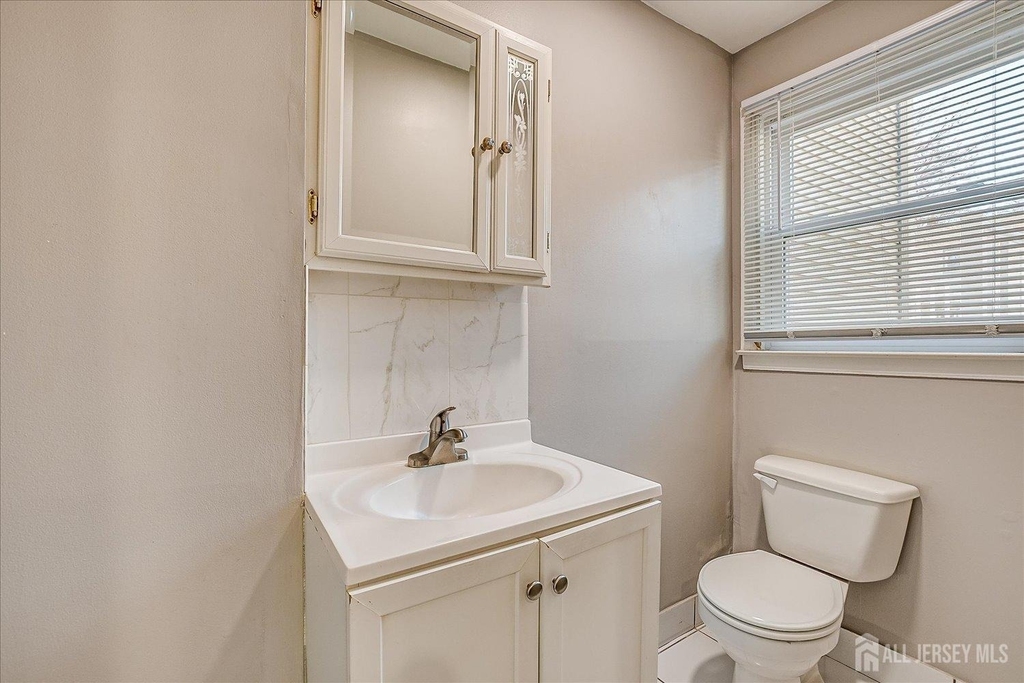 79 Beechwood Avenue - Photo 19