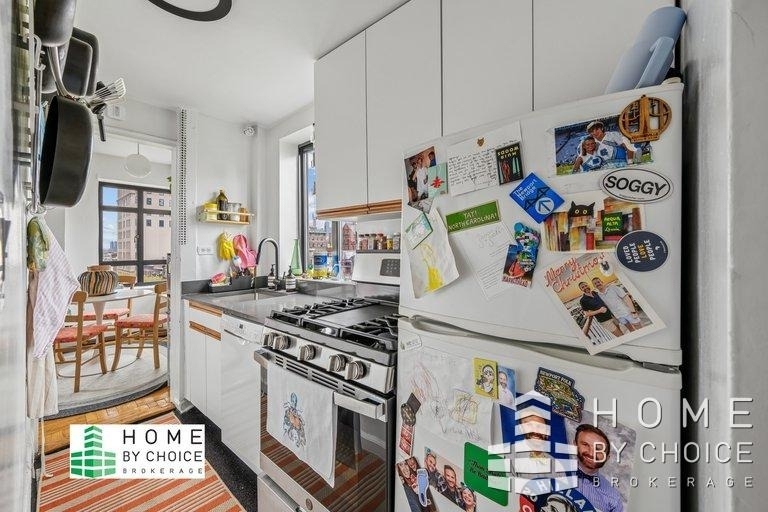 100 Remsen Street - Photo 5