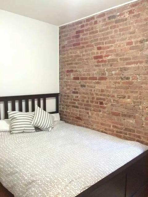 146 Sullivan Street - Photo 2