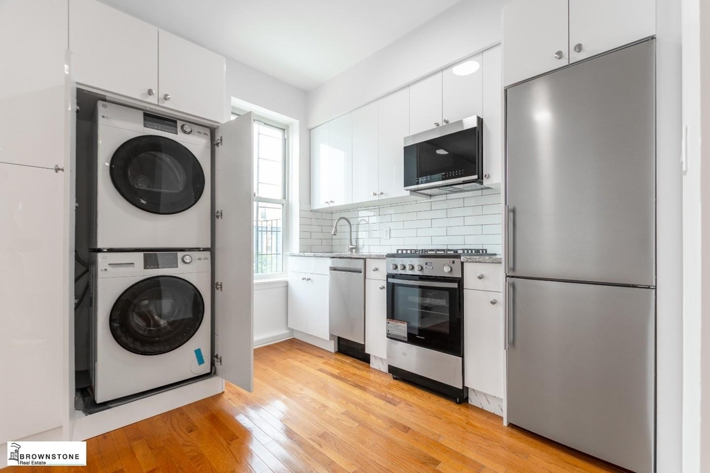 193a 29th Street - Photo 1