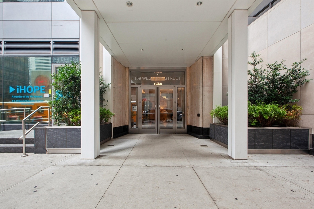 159 W 53rd Street - Photo 21