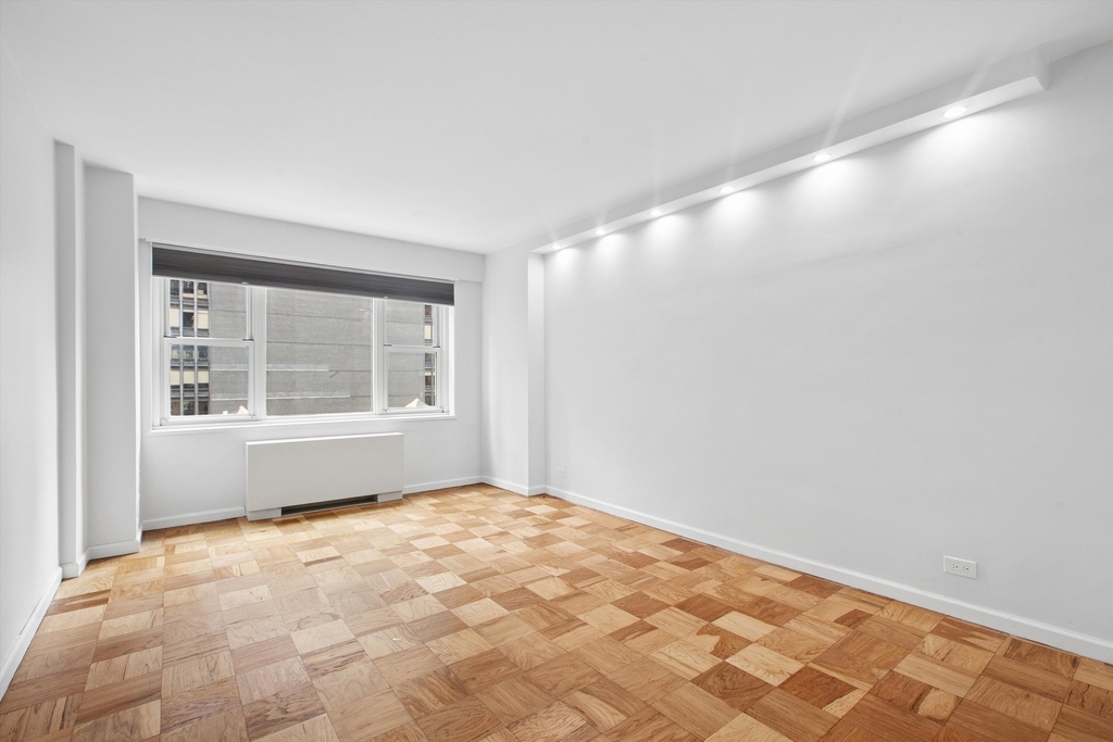 159 W 53rd Street - Photo 9