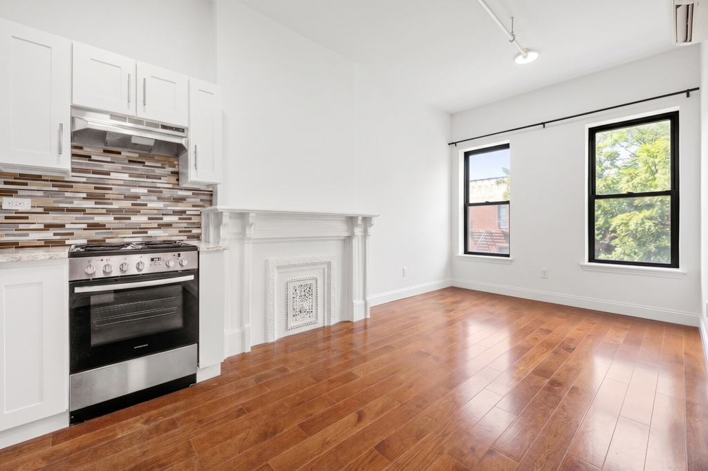 1227 Dean Street - Photo 4