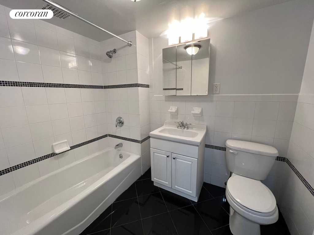 130 E 93rd Street - Photo 3