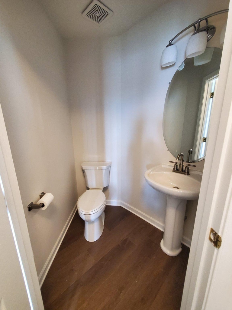 29 Litchfield Lane E - Photo 8