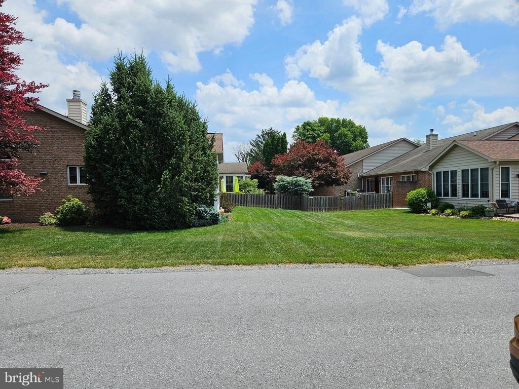 57 Radcliff Lane - Photo 4