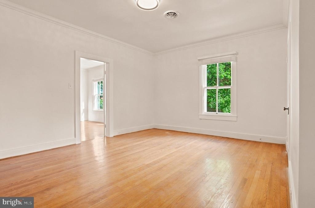 209 N Washington Street - Photo 90