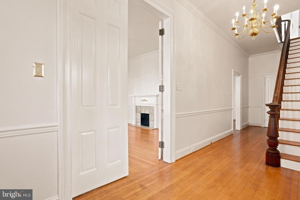 209 N Washington Street - Photo 12
