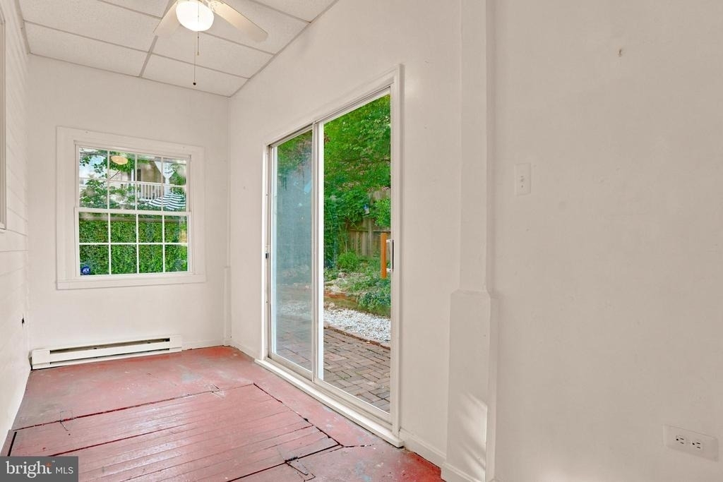 209 N Washington Street - Photo 67