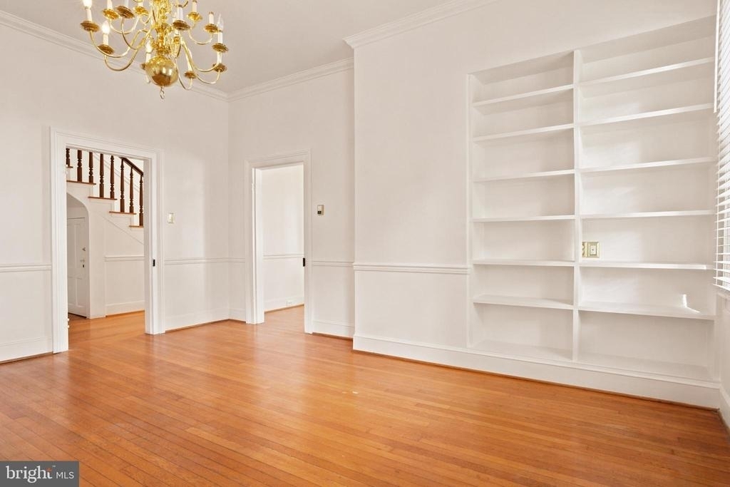 209 N Washington Street - Photo 24
