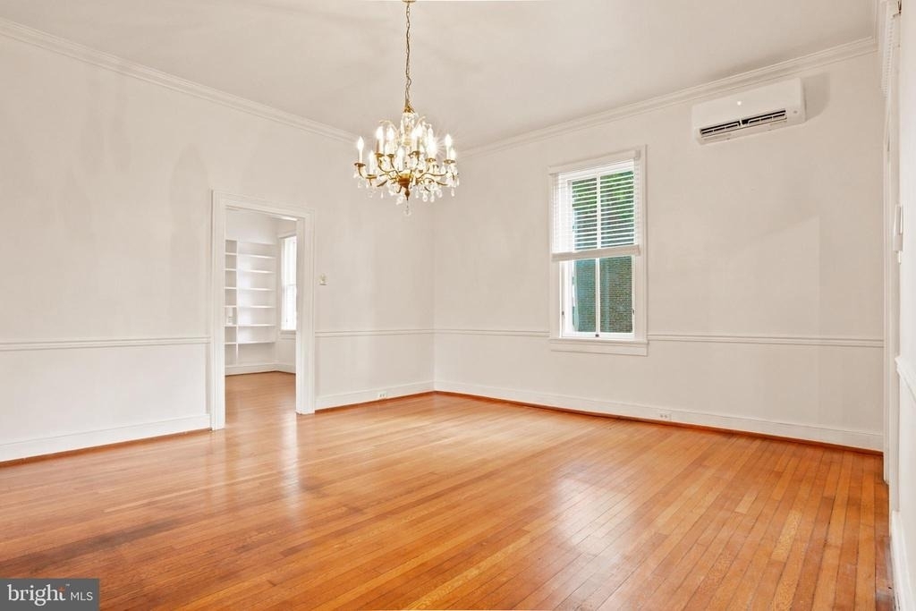 209 N Washington Street - Photo 36
