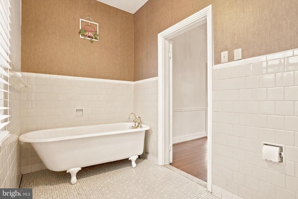 209 N Washington Street - Photo 45