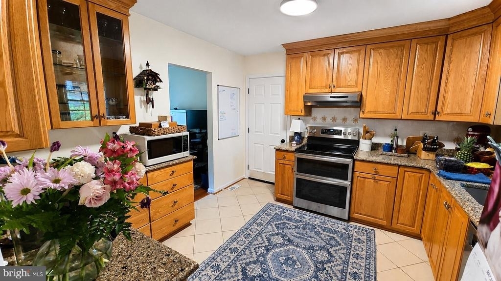42 Greenridge - Photo 4