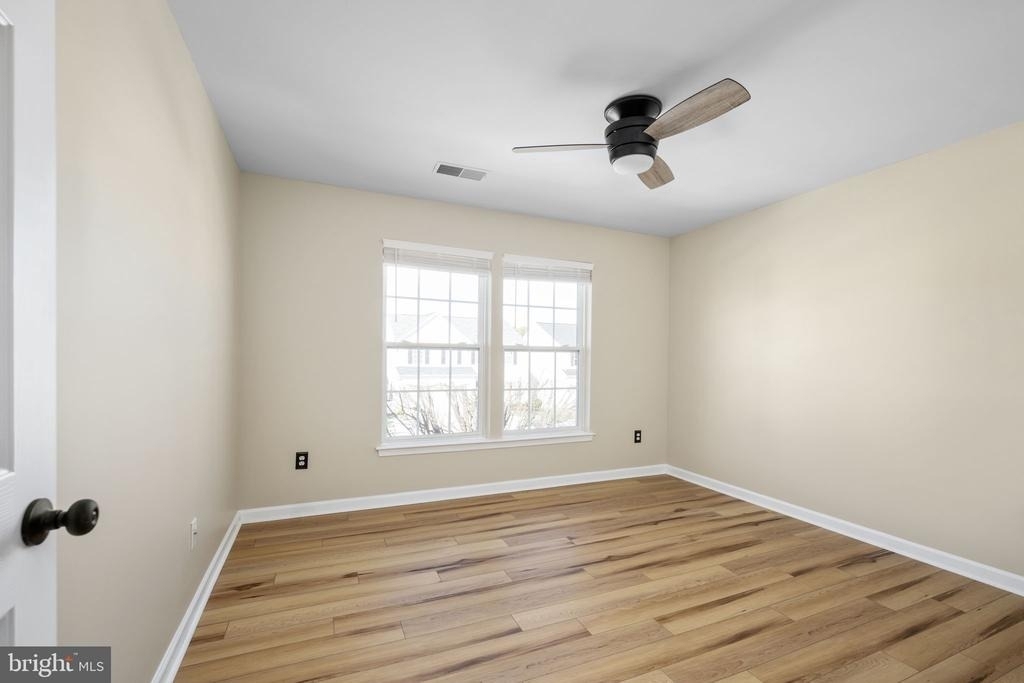 9320 Birch Cliff Drive - Photo 32