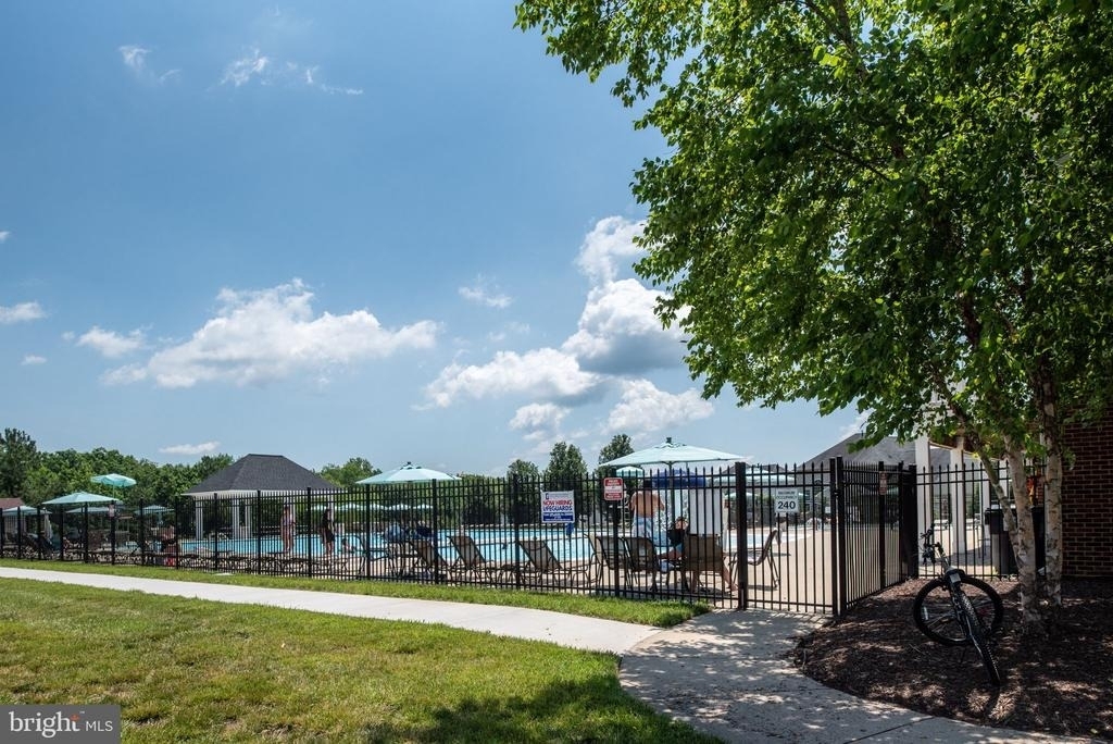9320 Birch Cliff Drive - Photo 61