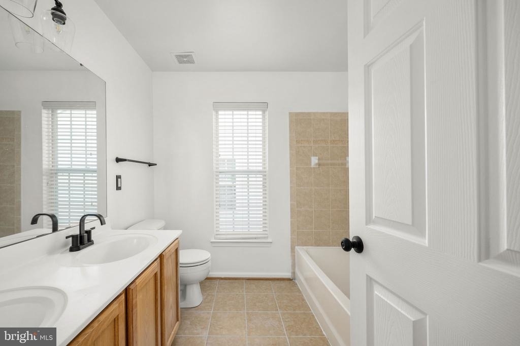 9320 Birch Cliff Drive - Photo 34