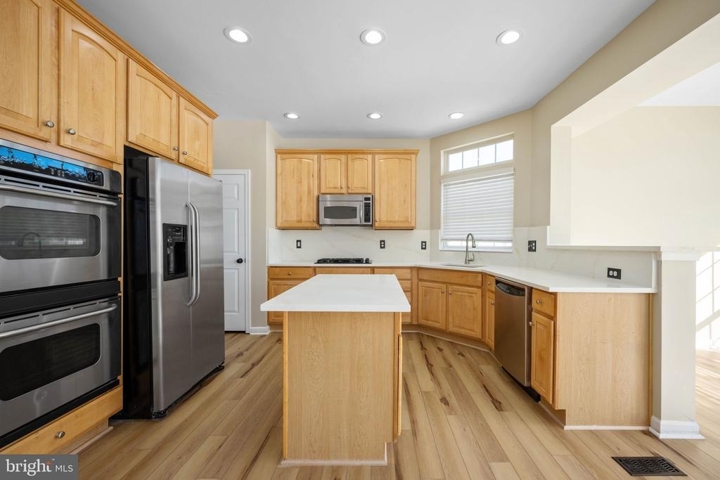 9320 Birch Cliff Drive - Photo 24